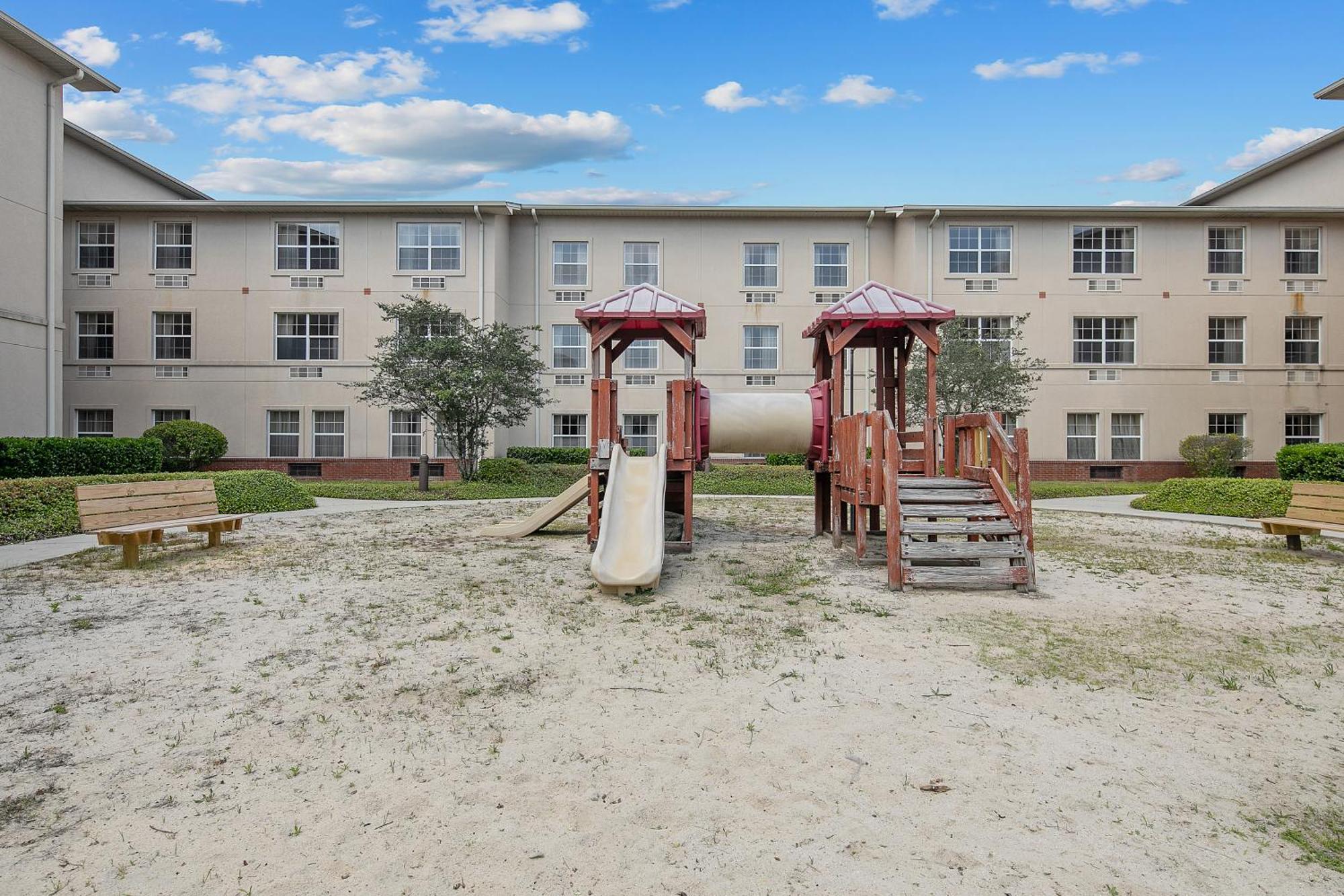 The Landmark Inn Fort Bragg Exterior photo