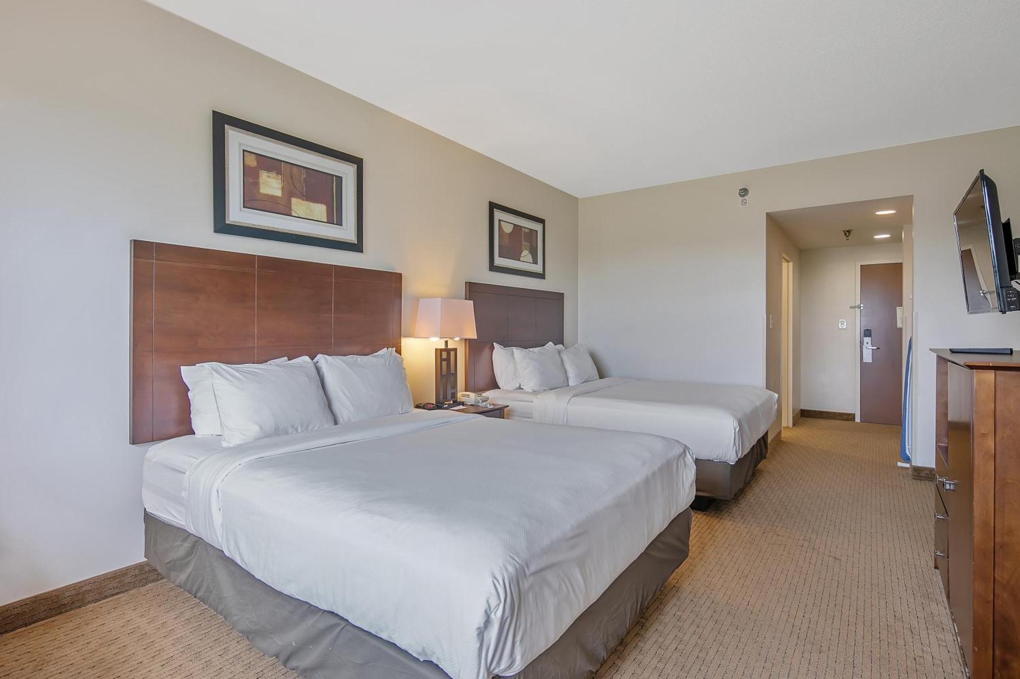 The Landmark Inn Fort Bragg Room photo